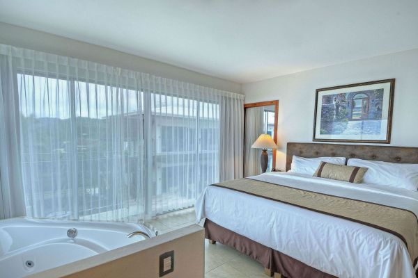HOTEL TRAMONTO (Sardinal)